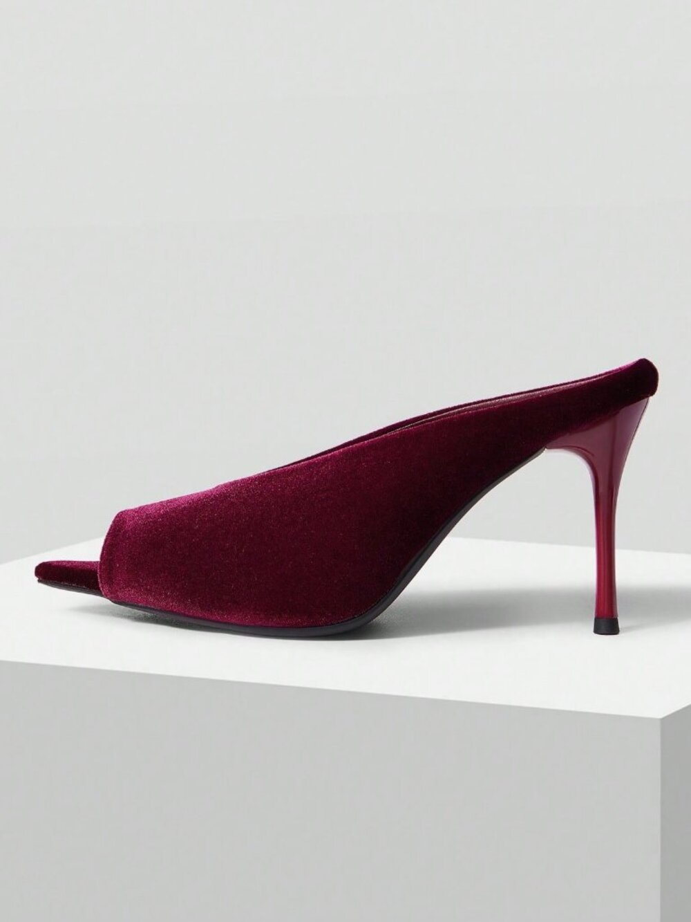 Red Violet Sexy Women's Velvet Pointed Toe Stiletto Heels - Picture 3 of 5